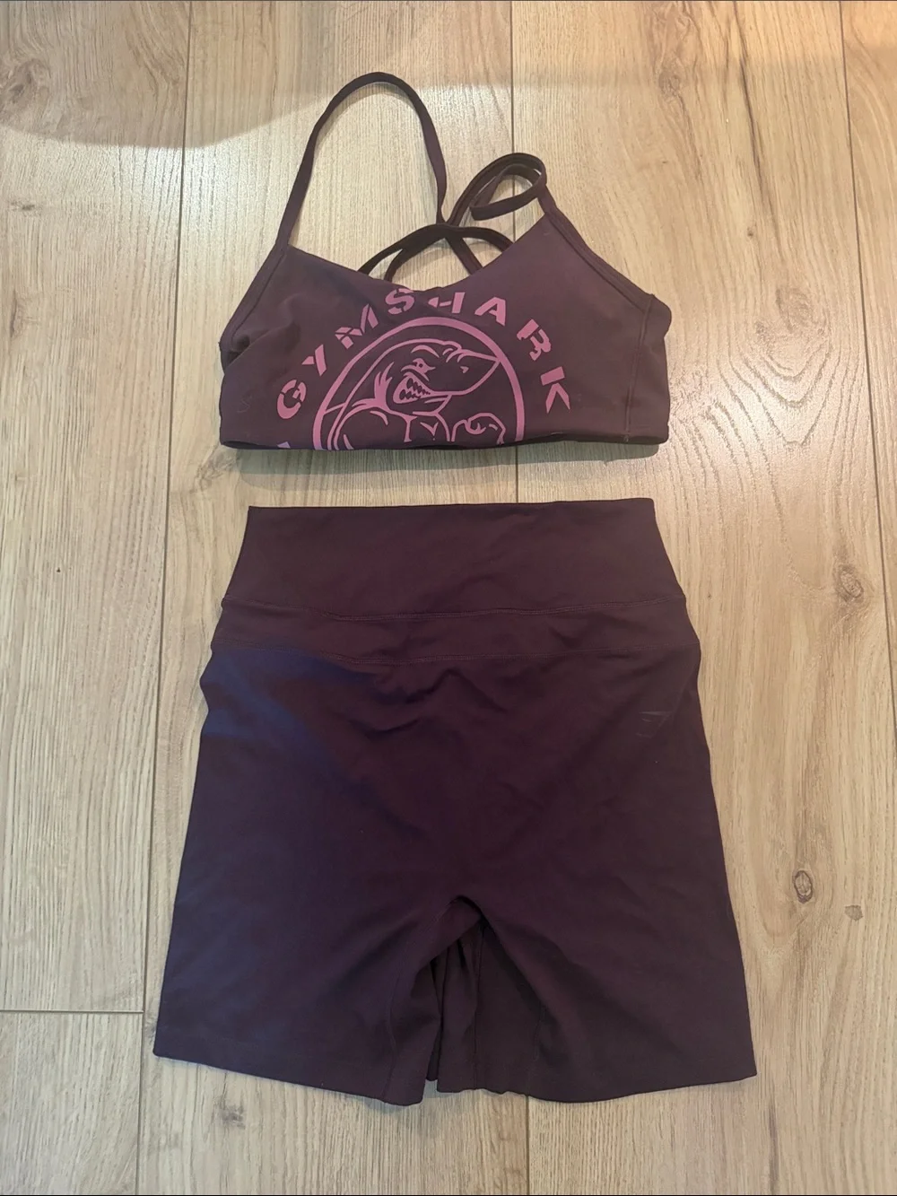 Gymshark Burgundy set Sports Bra & Matching Bike Shorts